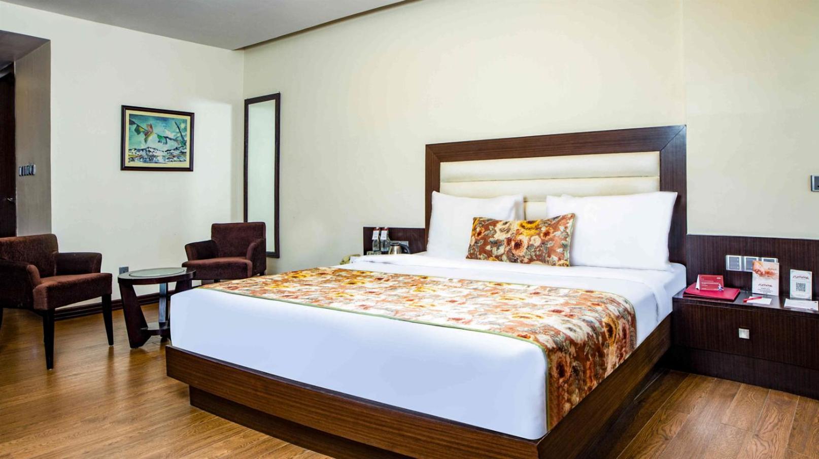 Summit Montana Suites & Spa At Mall Darjeeling  Exterior photo